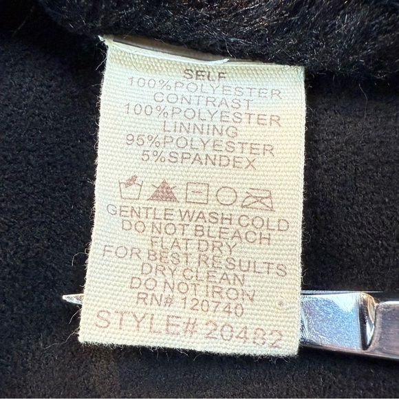 Mystree Mixed Media Faux Fur & Suede Cropped Jacket | Size M Black - Picture 4 of 10